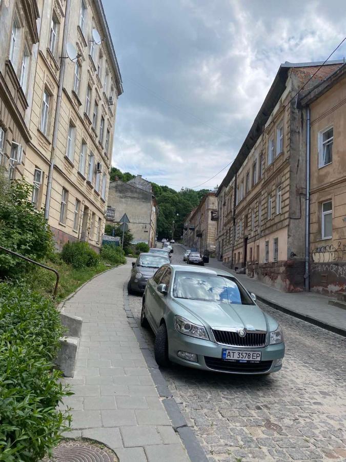 Апартаменти Родзинка у центрі міста Львів Екстер'єр фото